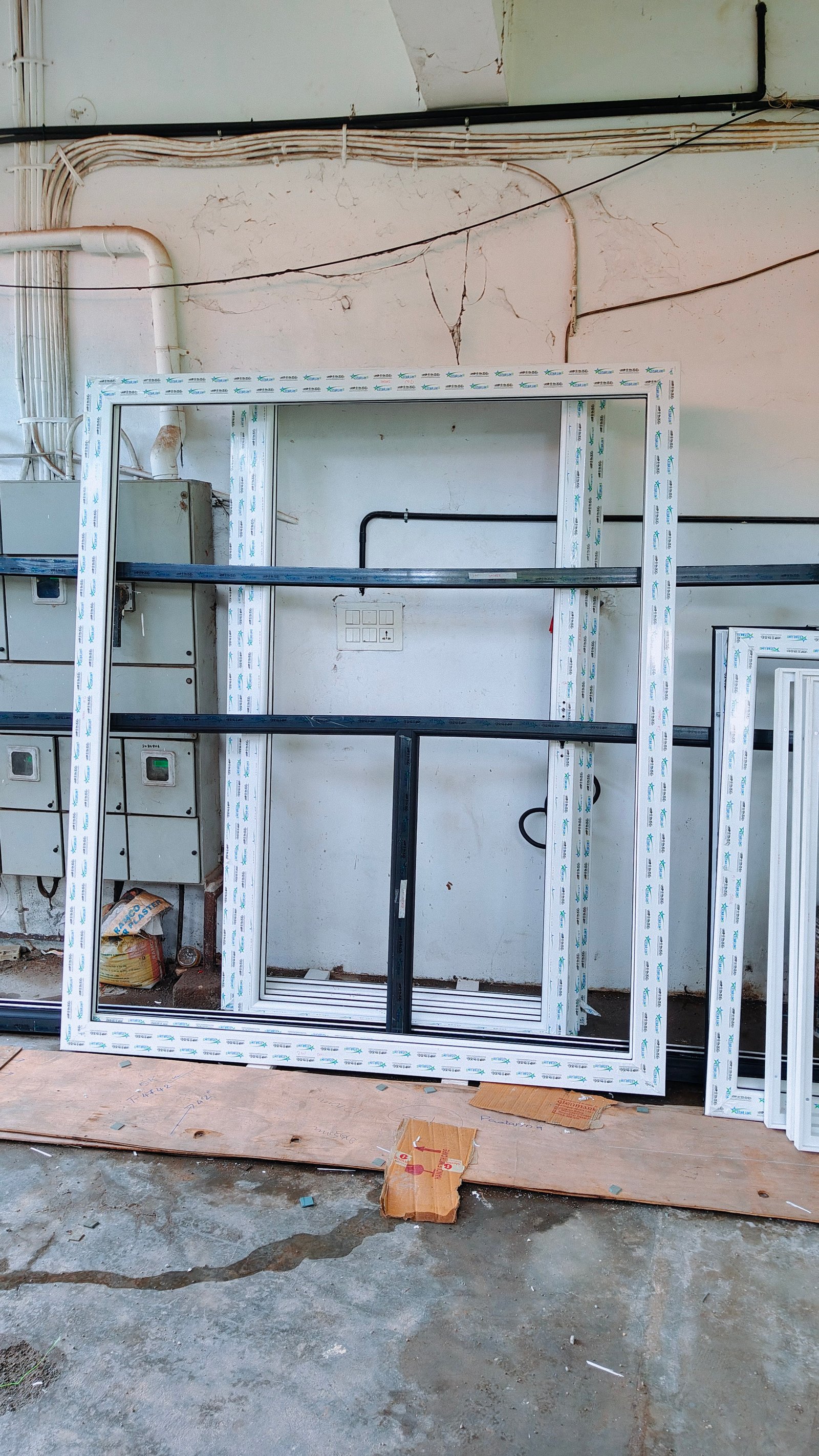 Precision Glassing & Gasket Sealing Work
